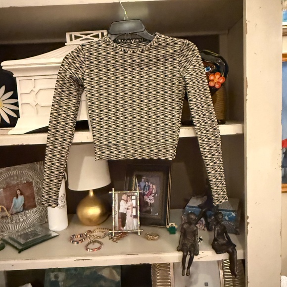 Seea XS Palomar crop top rash guard rashguard Aries nwt - Picture 4 of 7